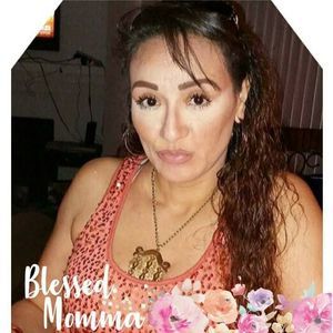 Meet your Posher, Elvia